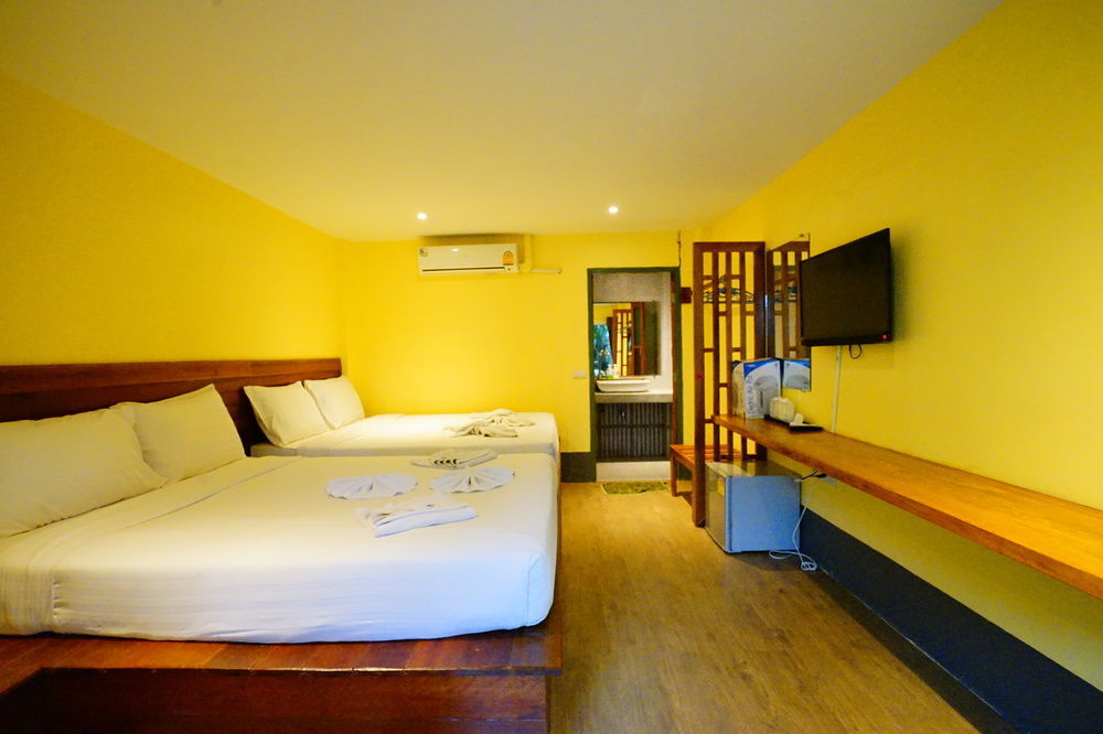 Apple Beachfront Resort Trat Exterior photo