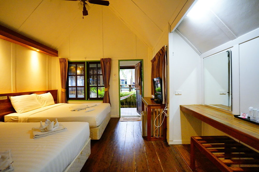 Apple Beachfront Resort Trat Exterior photo