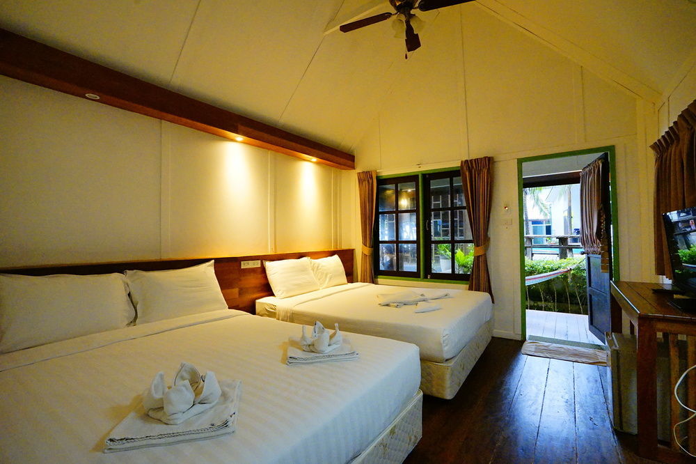Apple Beachfront Resort Trat Exterior photo
