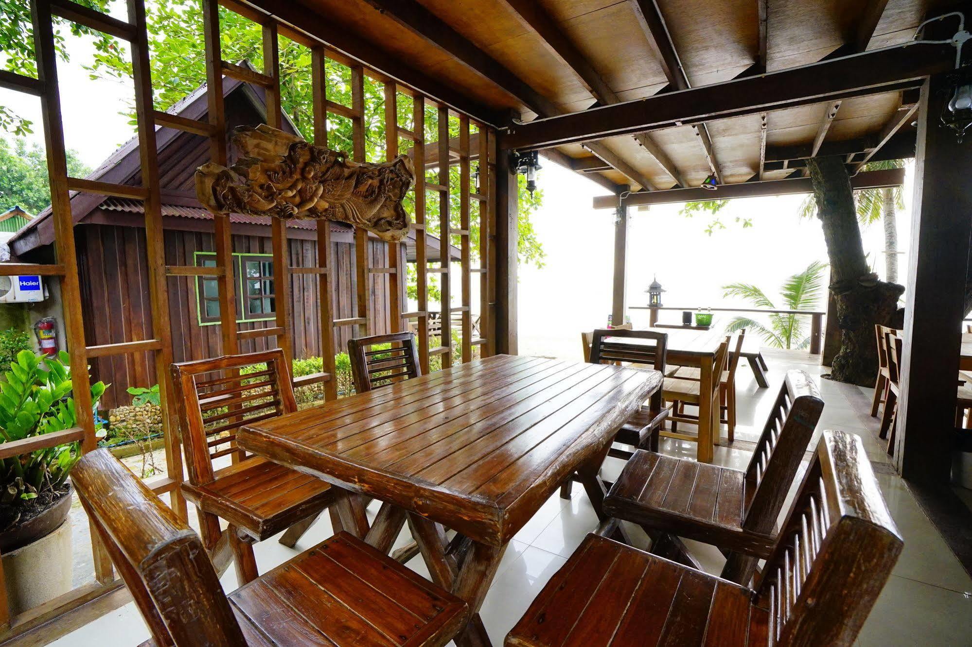 Apple Beachfront Resort Trat Exterior photo