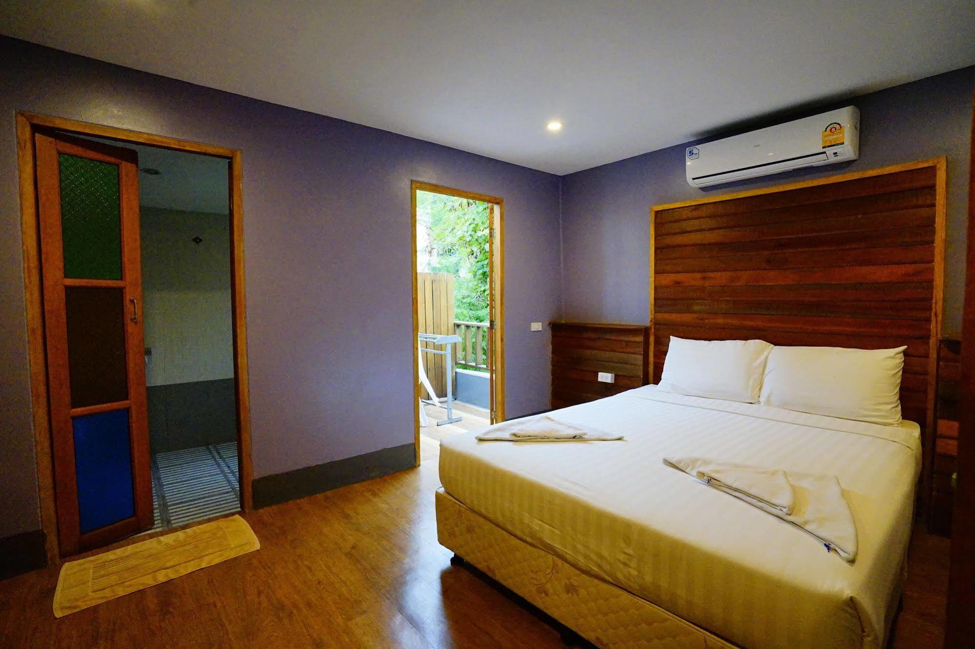 Apple Beachfront Resort Trat Exterior photo