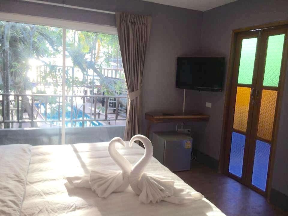 Apple Beachfront Resort Trat Exterior photo
