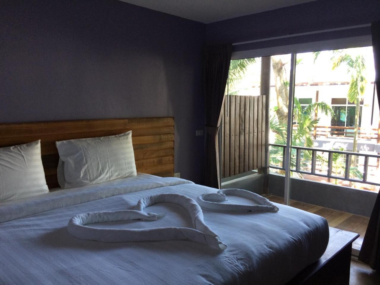 Apple Beachfront Resort Trat Exterior photo