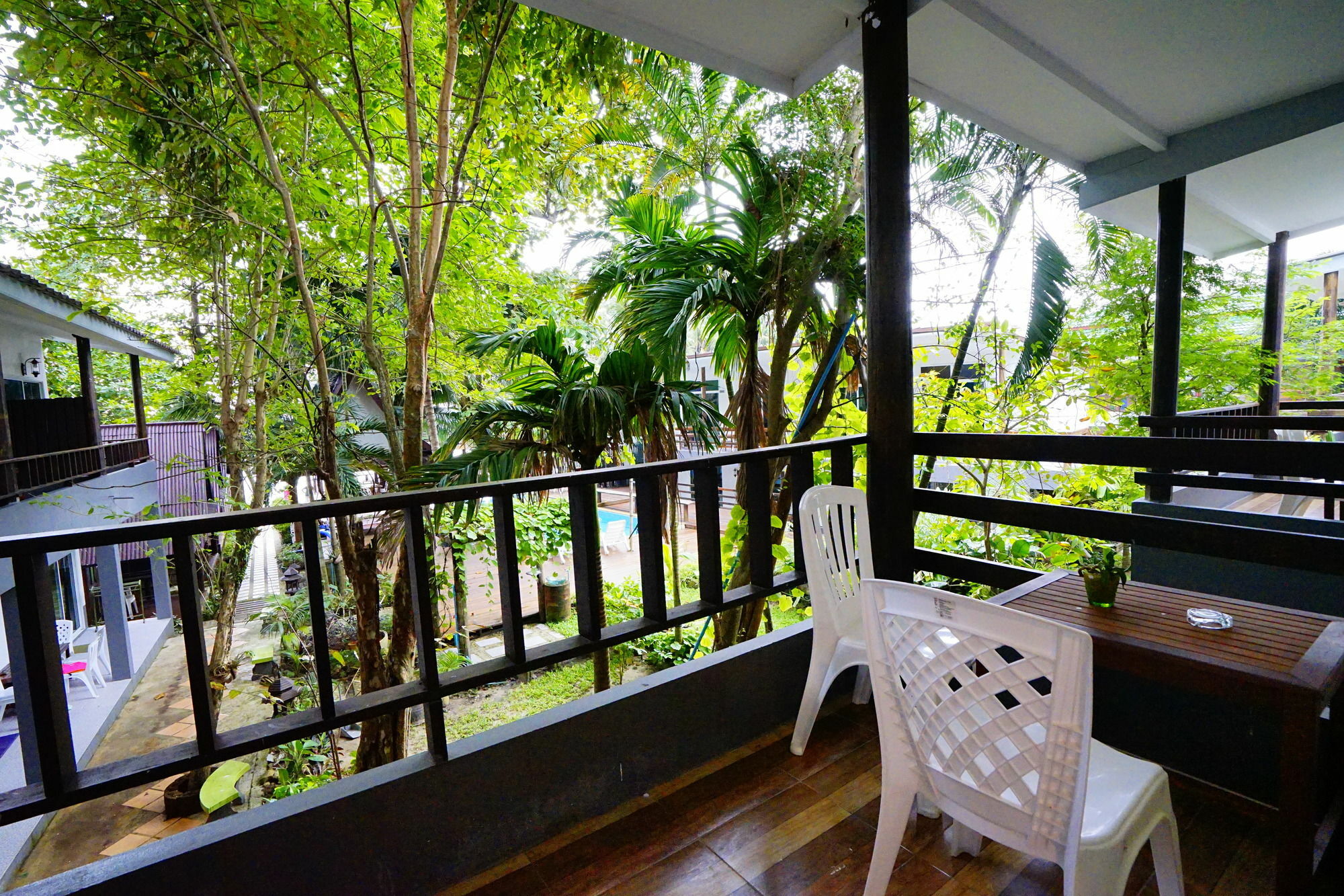 Apple Beachfront Resort Trat Exterior photo